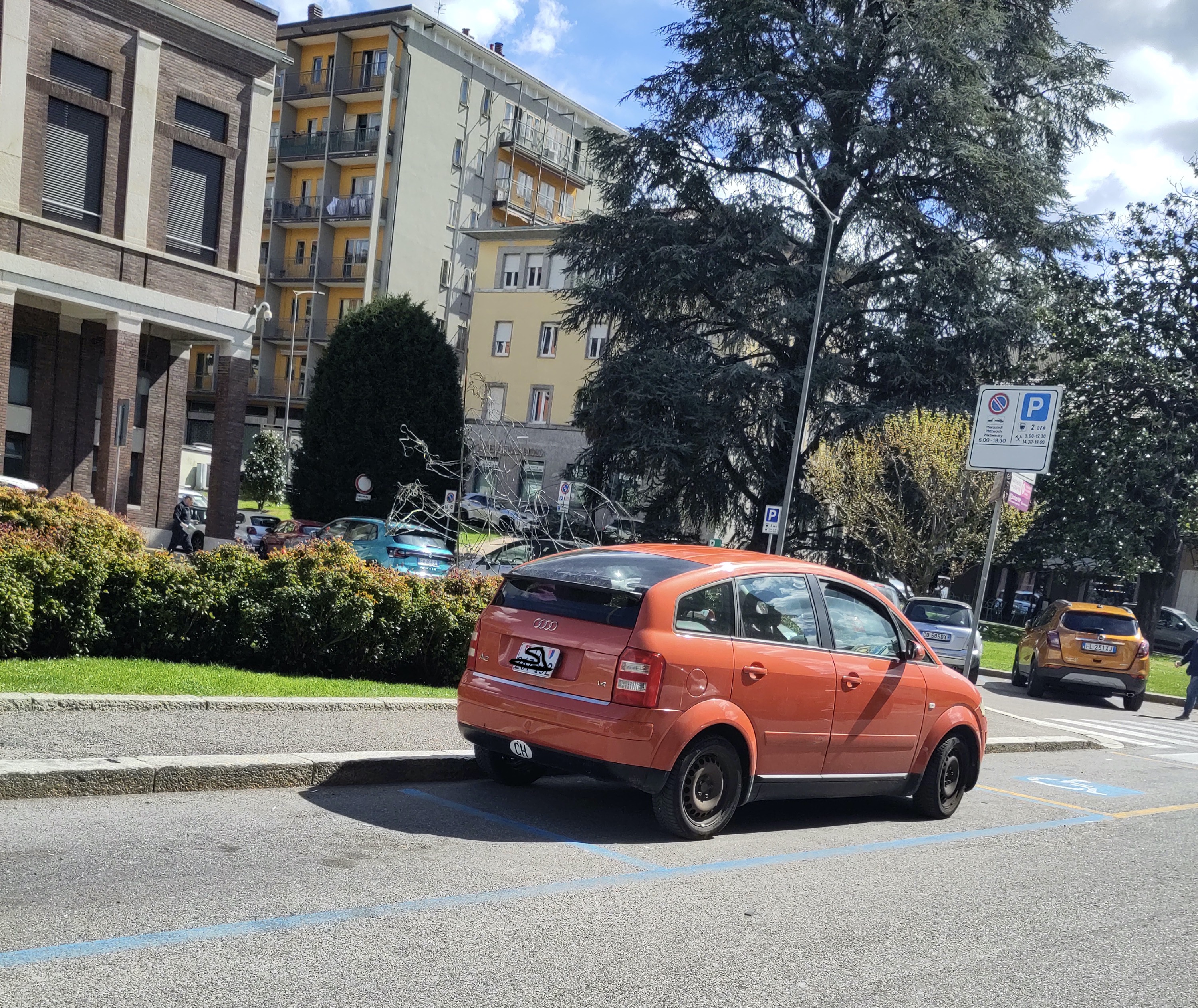 audi a2 italie rood.jpg