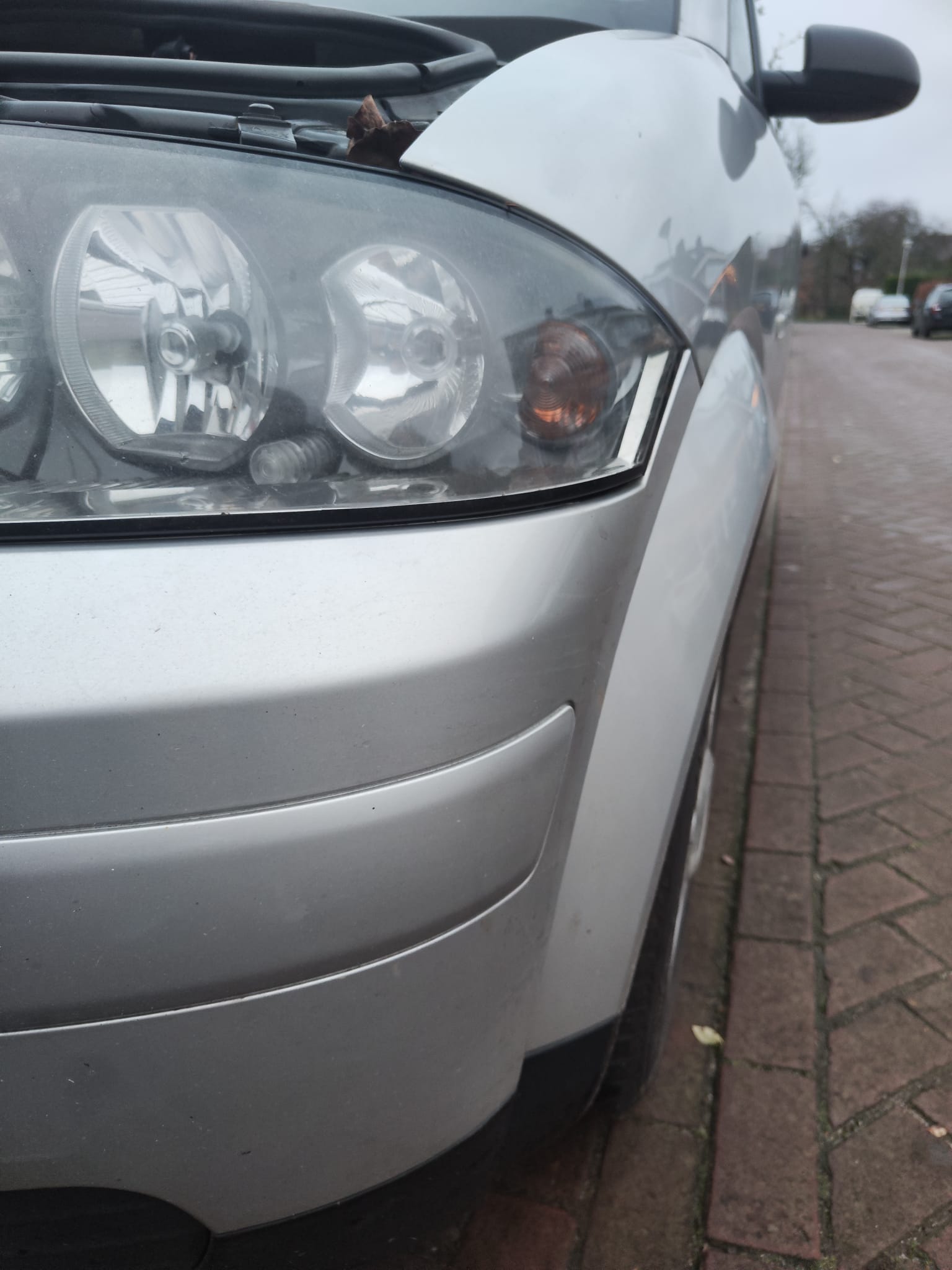 Audi koplamp links.jpg