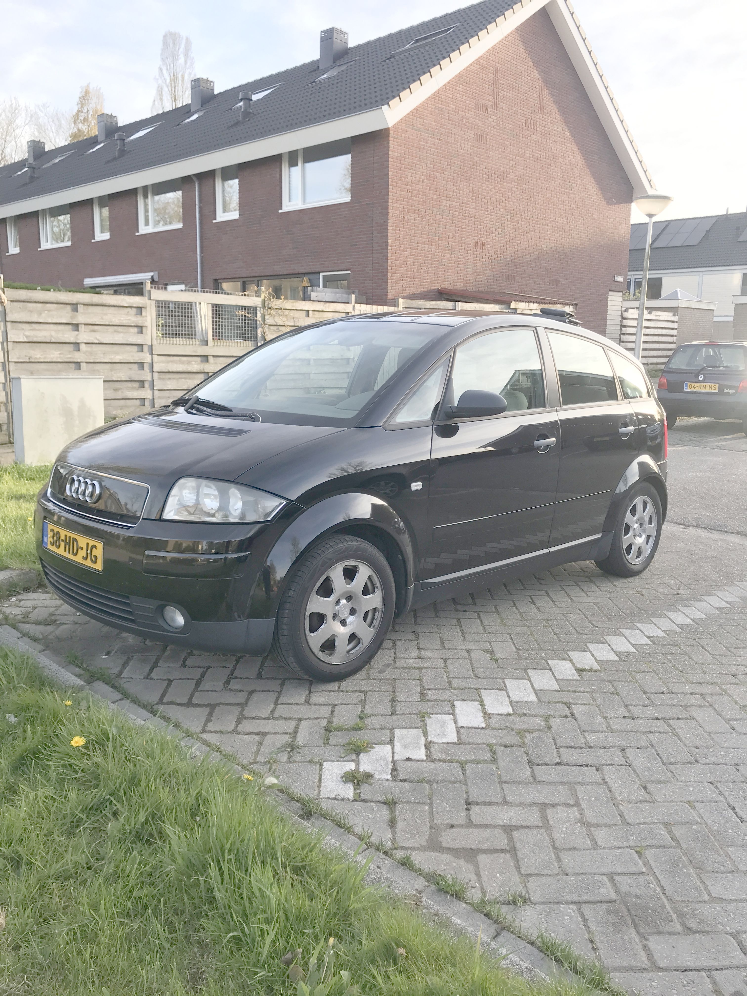 Audi a2  (1).JPG
