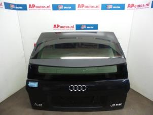 audi achterklep met spoiler.jpg