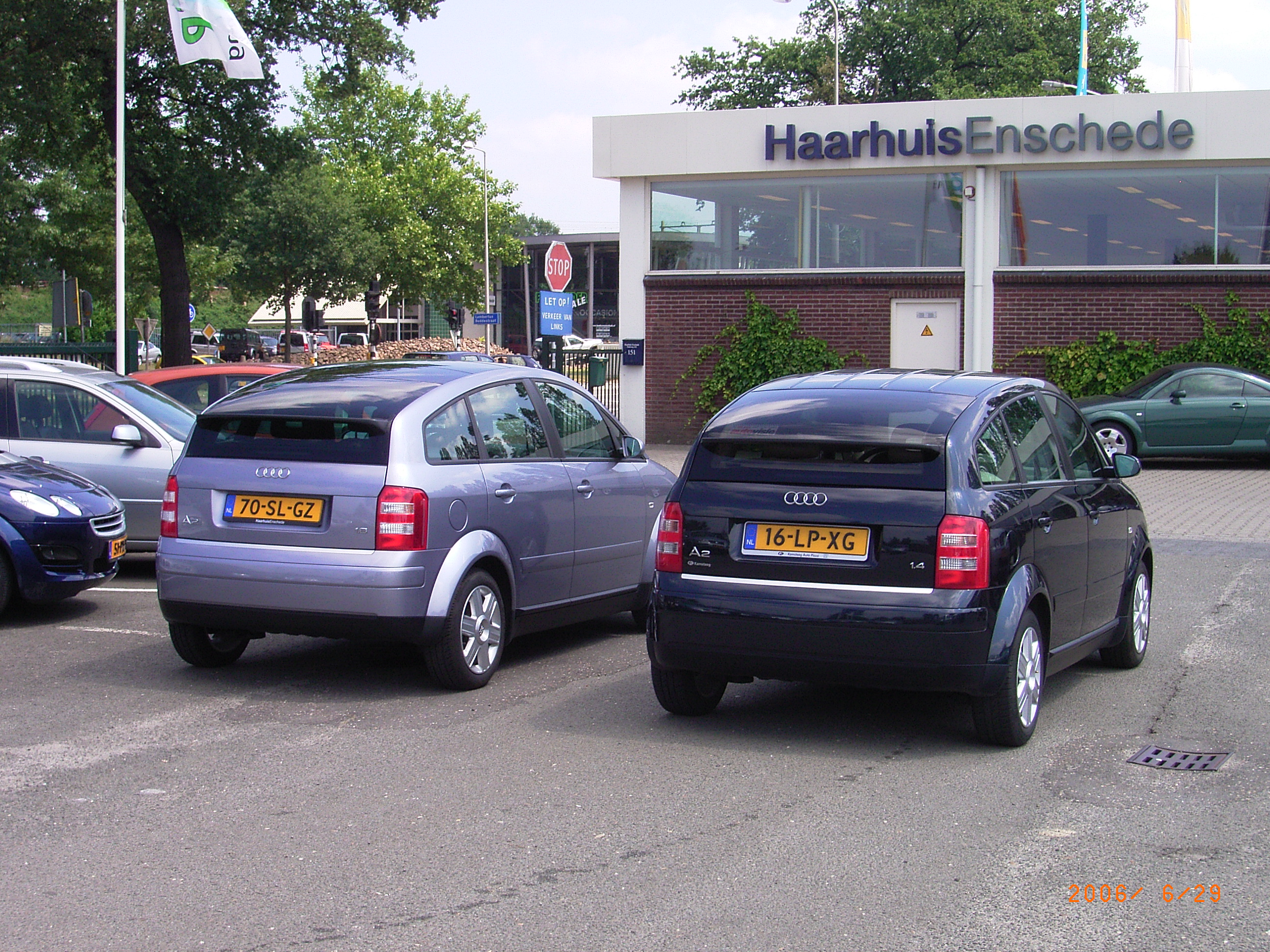 2x audi 2.JPG