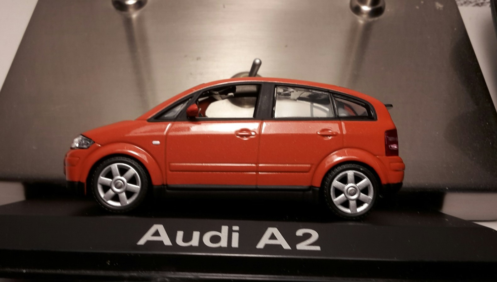 audi miniatuur.jpg