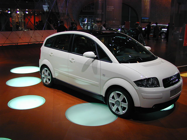 witte audi a2.jpg