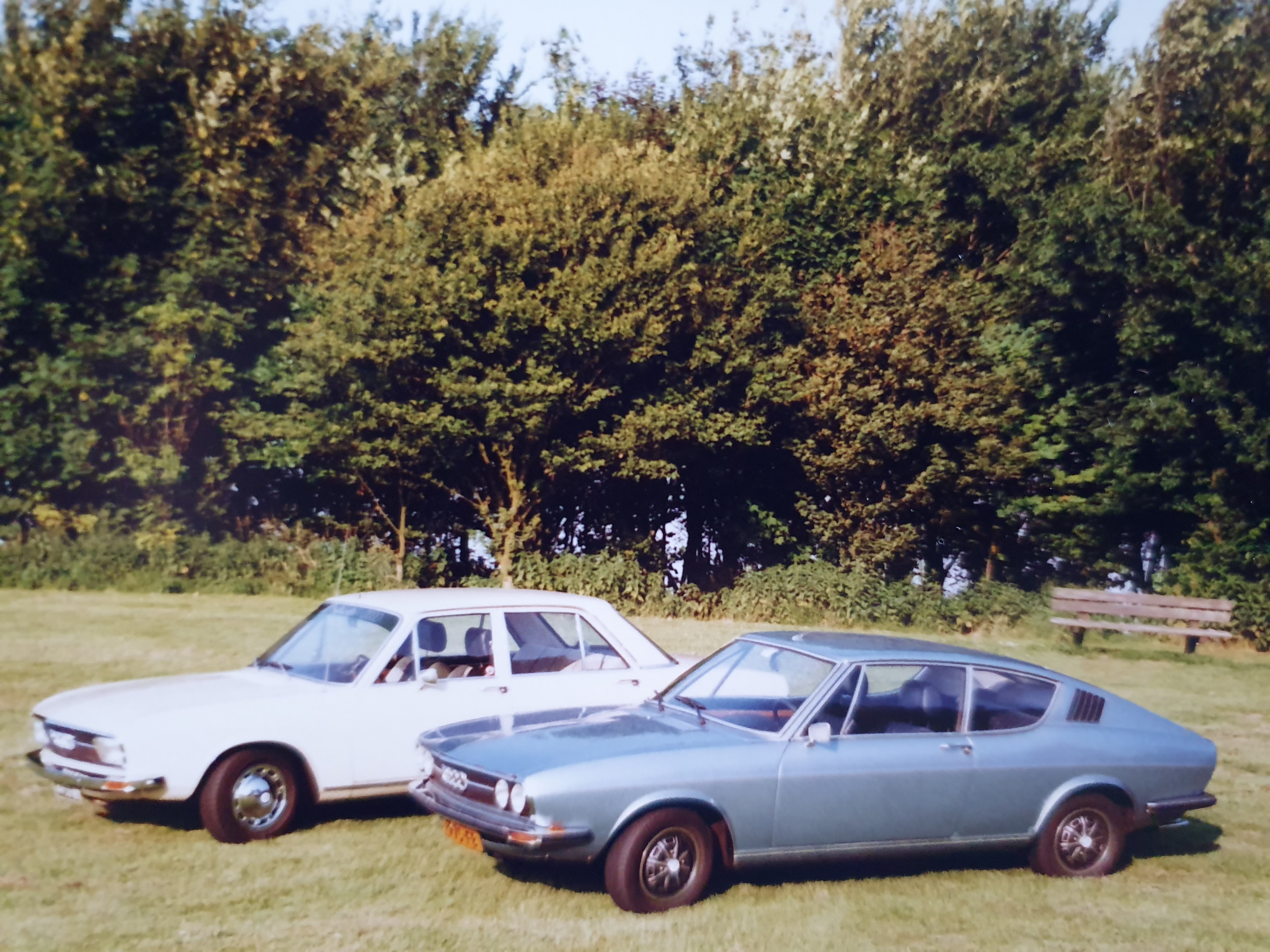 1995 100 1971 924 en 100Coupe S 1973.jpg