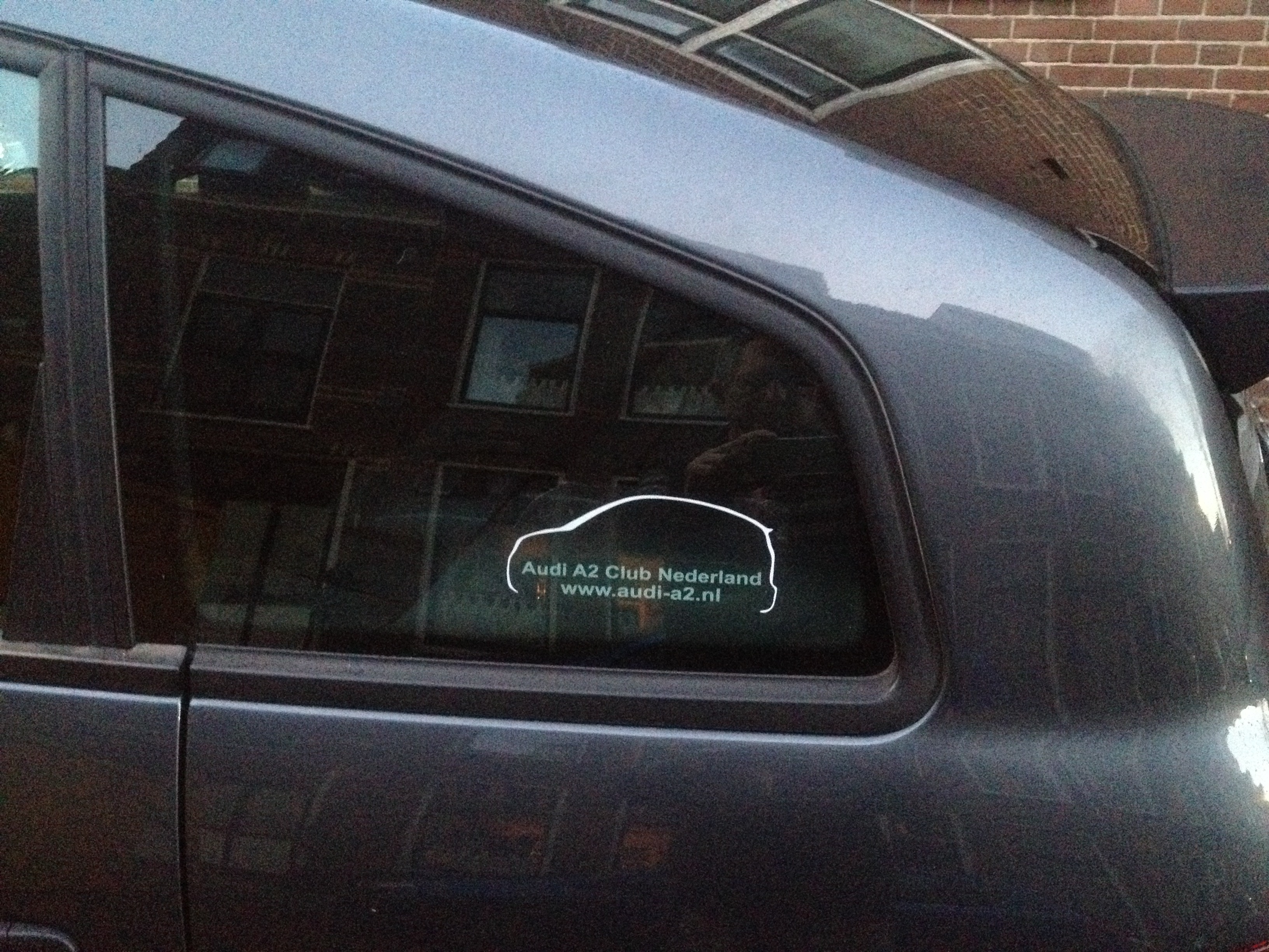 Audi A2 Club Nederland sticker Links.JPG