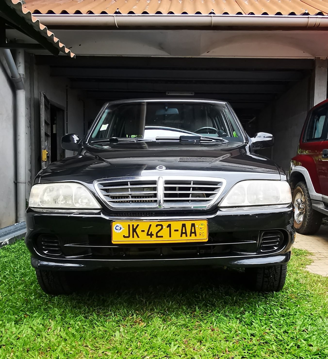 ssangyong musso sports 1.jpg