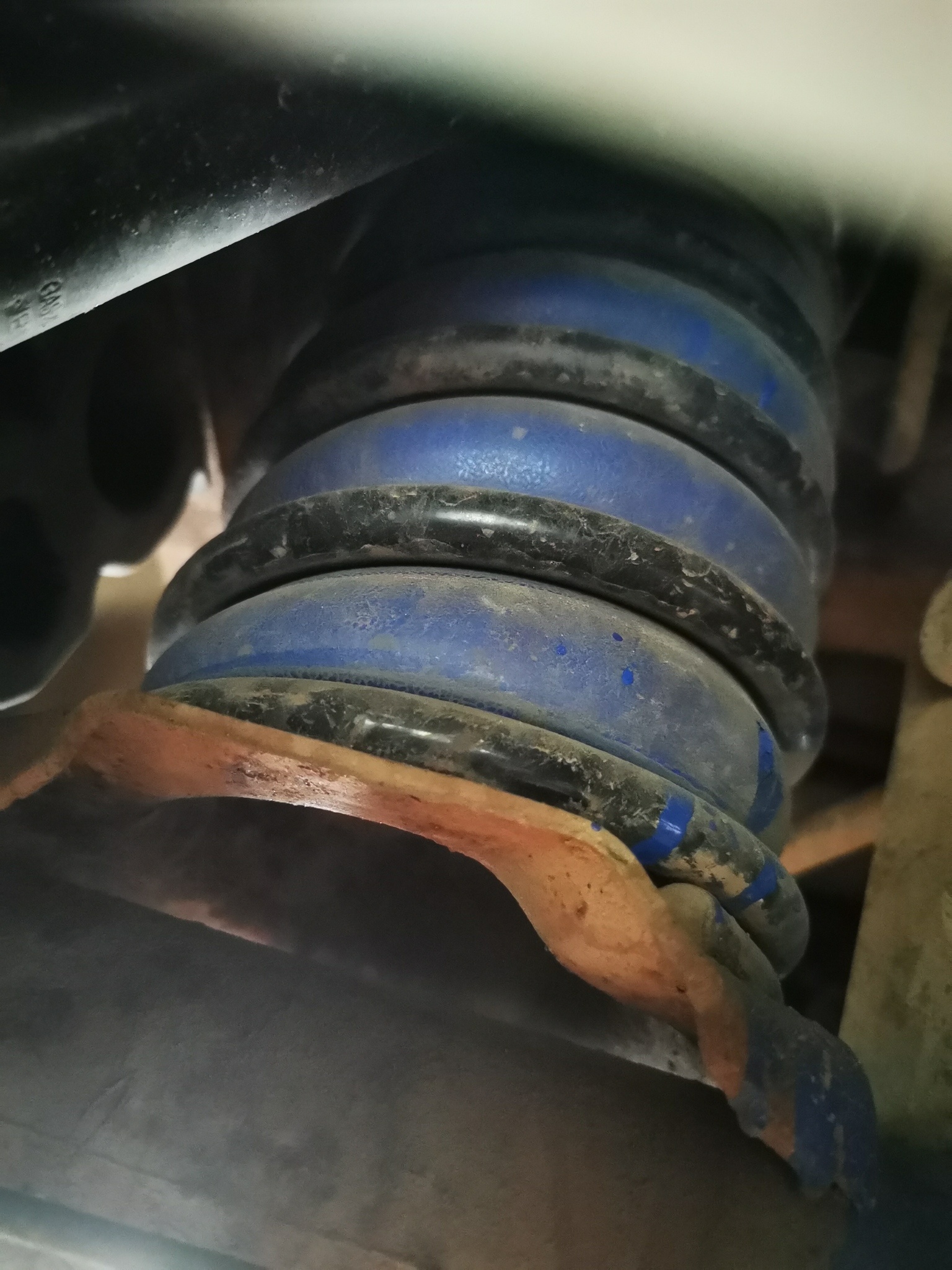 coil rite onder Musso.jpg