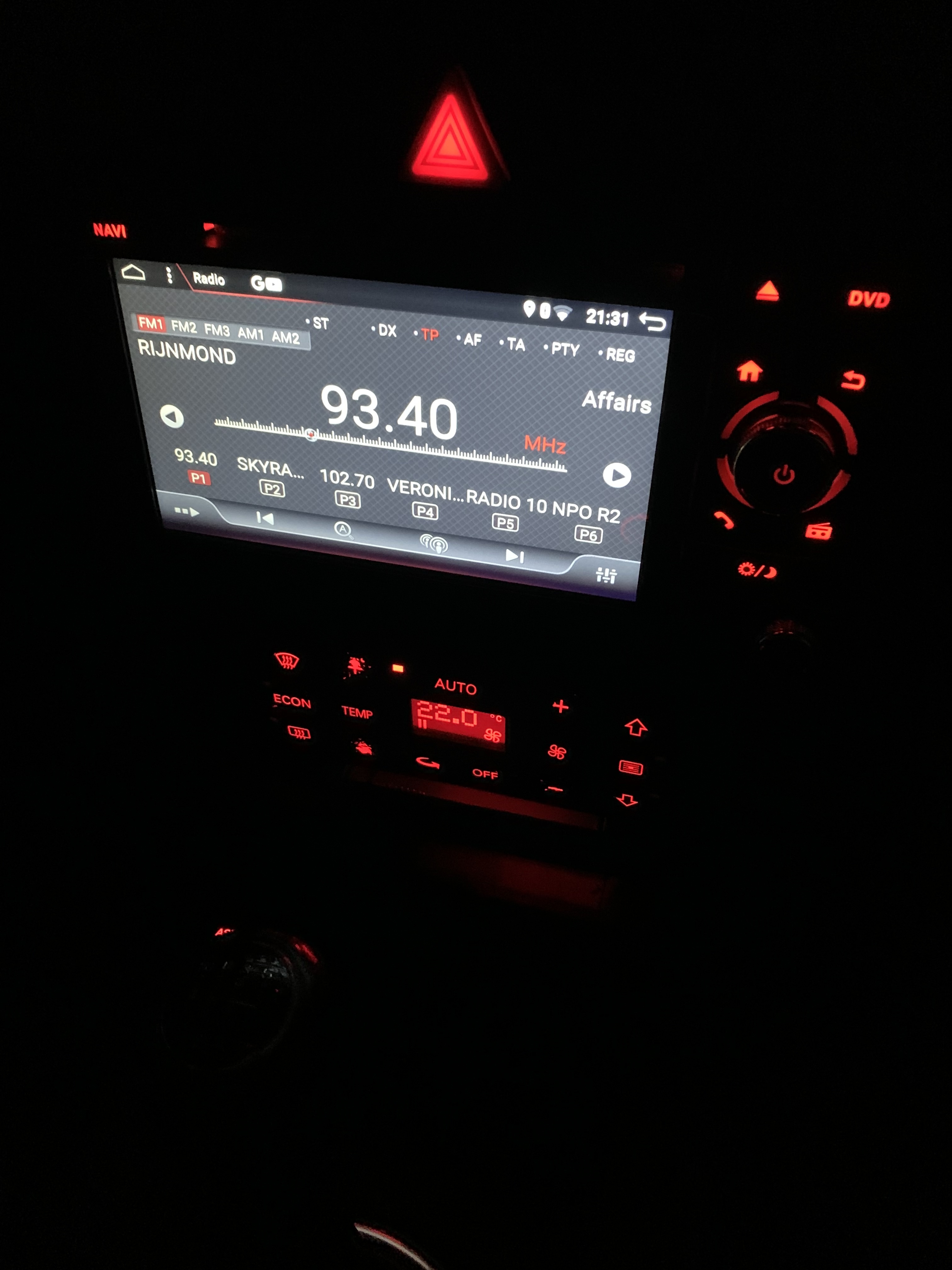 radio 2.jpg