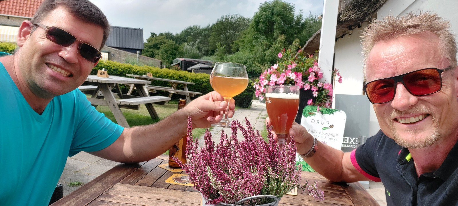 Biertje_bij_de_Zwarte_Haan.jpg